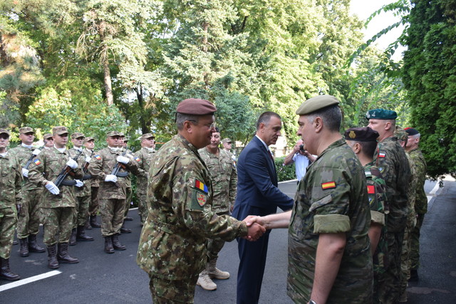 Vizita de lucru in garnizoana Craiova. foto: Petrica Mihalache