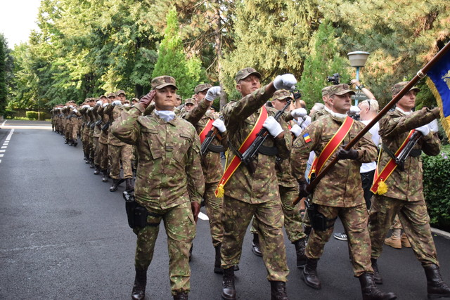 Vizita de lucru in garnizoana Craiova. foto: Petrica Mihalache
