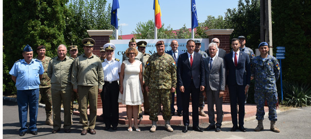Vizita de lucru in garnizoana Craiova. foto: Petrica Mihalache