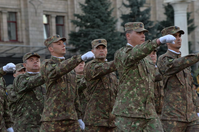Ceremoniile organizate cu ocazia sarbatoririi a 27 de ani de independența a Ucrainei și 100 de ani de la inființarea statului ucrainean - foto Dmitrii Vosimeric, Ministerul Apararii al Republicii Moldova