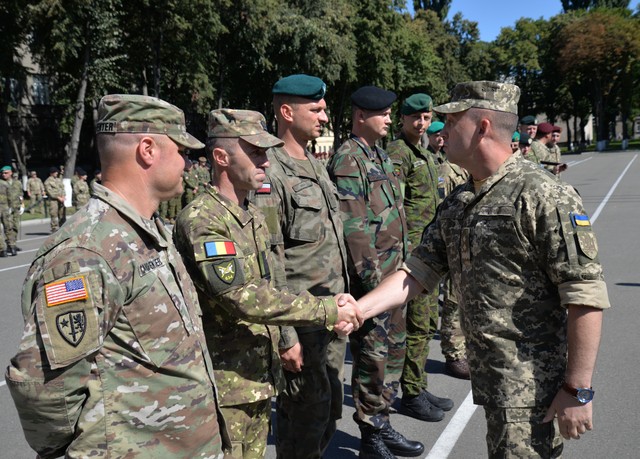 Ceremoniile organizate cu ocazia sarbatoririi a 27 de ani de independența a Ucrainei și 100 de ani de la inființarea statului ucrainean - foto Dmitrii Vosimeric, Ministerul Apararii al Republicii Moldova
