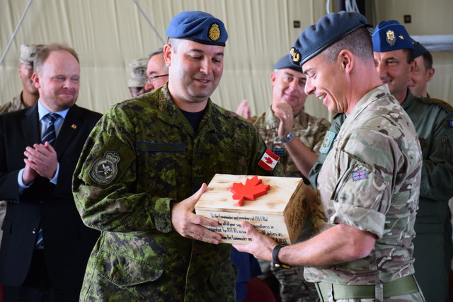Ceremonie prilejuita de predarea-primirea misiunii de Poliție Aeriana intarita la Mihail Kogalniceanu. Foto: Bogdan Pantilimon