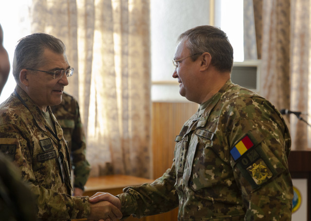 Gl. Ciuca si Gl.mr. Palmieri. Foto: Laurentiu Turoi