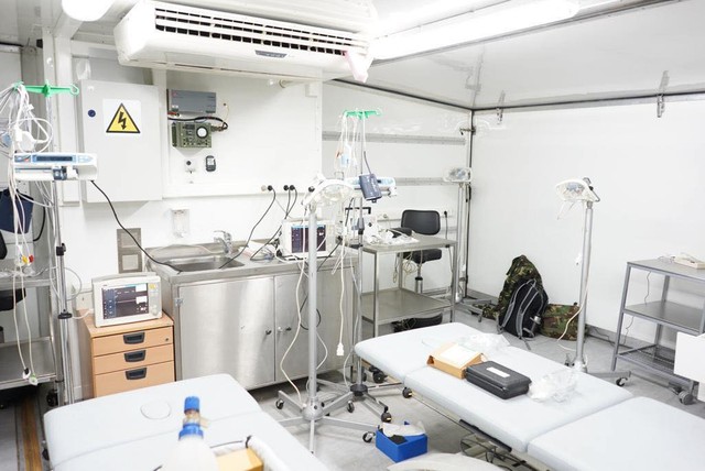 Facilitațile angajate in asigurarea sprijinului medical de urgența. Foto: Laurențiu Turoi