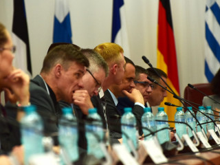 Sesiune de lucru a Grupurilor de lucru ale EUMC Foto:Sergiu Iosub