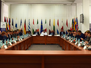 Sesiune de lucru a Grupurilor de lucru ale EUMC Foto:Sergiu Iosub