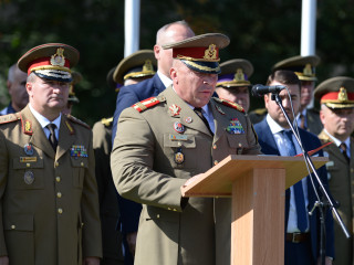 Participarea locțiitorului șefului Statului Major al Apărării la ceremonia militară prilejuită de aniversarea a 25 de ani de la înființarea Batalionului 26 Infanterie “Neagoe Basarab” Foto: