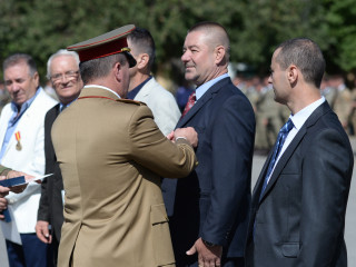 Participarea locțiitorului șefului Statului Major al Apărării la ceremonia militară prilejuită de aniversarea a 25 de ani de la înființarea Batalionului 26 Infanterie “Neagoe Basarab” Foto: