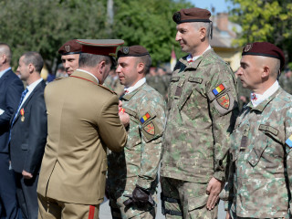 Participarea locțiitorului șefului Statului Major al Apărării la ceremonia militară prilejuită de aniversarea a 25 de ani de la înființarea Batalionului 26 Infanterie “Neagoe Basarab” Foto: