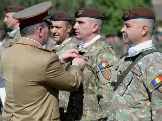 Participarea locțiitorului șefului Statului Major al Apărării la ceremonia militară prilejuită de aniversarea a 25 de ani de la înființarea Batalionului 26 Infanterie “Neagoe Basarab” Foto: