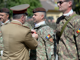 Participarea locțiitorului șefului Statului Major al Apărării la ceremonia militară prilejuită de aniversarea a 25 de ani de la înființarea Batalionului 26 Infanterie “Neagoe Basarab” Foto:
