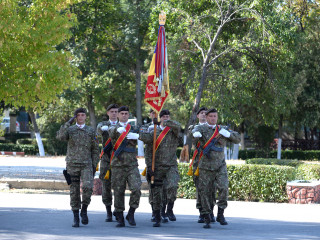Participarea locțiitorului șefului Statului Major al Apărării la ceremonia militară prilejuită de aniversarea a 25 de ani de la înființarea Batalionului 26 Infanterie “Neagoe Basarab” Foto: