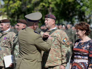 Participarea locțiitorului șefului Statului Major al Apărării la ceremonia militară prilejuită de aniversarea a 25 de ani de la înființarea Batalionului 26 Infanterie “Neagoe Basarab” Foto: