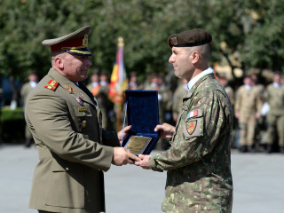 Participarea locțiitorului șefului Statului Major al Apărării la ceremonia militară prilejuită de aniversarea a 25 de ani de la înființarea Batalionului 26 Infanterie “Neagoe Basarab” Foto:
