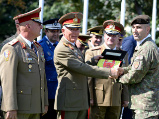 Participarea locțiitorului șefului Statului Major al Apărării la ceremonia militară prilejuită de aniversarea a 25 de ani de la înființarea Batalionului 26 Infanterie “Neagoe Basarab” Foto: