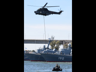 NEPTUNE STRIKE 19 - „Ziua Distinșilor Vizitatori” Foto:Cristian Vlasceanu