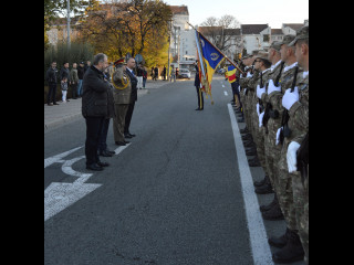 Ziua Armatei României sărbătorită în Garnizoana Bistrița.  Foto:Andreea Mureșan