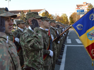 Ziua Armatei României sărbătorită în Garnizoana Bistrița.  Foto:Andreea Mureșan