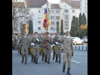 Ziua Armatei României sărbătorită în Garnizoana Bistrița.  Foto:Andreea Mureșan