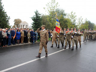 Ziua Armatei României sărbătorită la Buzău. Foto:Iulian Cadulenco