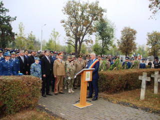 Ziua Armatei României sărbătorită la Buzău. Foto:Iulian Cadulenco