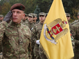 Ziua Armatei României sărbătorită în Parcul Carol I din București. Foto:Valentin Ciobârcă