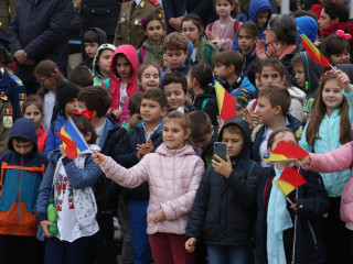 Ziua Armatei României sărbătorită în Parcul Carol I din București. Foto:Valentin Ciobârcă