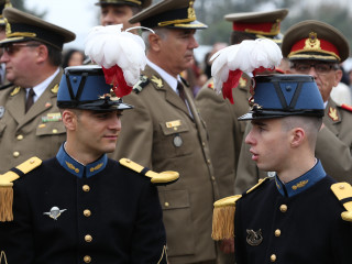 Ziua Armatei României sărbătorită în Parcul Carol I din București. Foto:Valentin Ciobârcă