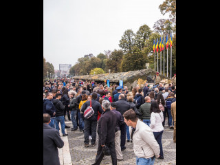 Ziua Armatei României sărbătorită în Parcul Carol I din București. Foto:Bogdan Aaron Pantilimon