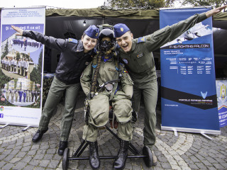 Ziua Armatei României sărbătorită în Parcul Carol I din București. Foto:Bogdan Aaron Pantilimon
