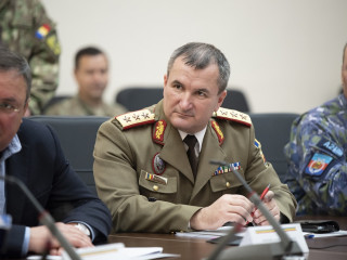 Videoconferință cu militarii din teatrele de operații și misiuni externe Foto:Laurențiu Turoi