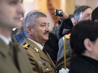 Sfințirea bisericii militare din incinta M.Ap.N. Foto: