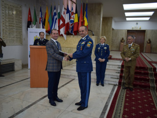 Directorul Statului Major al Apărării a participat la festivitatea de absolvire a Programului „Securitate și bună guvernare Foto: