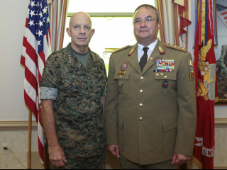 Întrevederea șefului Statului Major al Apărării cu comandantul Corpului de Puscași Marini al SUA (US MC) Foto:SIRP