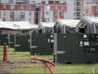 Instalarea unui spital modular de izolare și tratament la Constanța Foto: