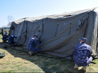 Instalarea unui spital modular de izolare și tratament la Constanța Foto: