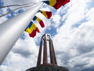 ceremonia de depunere de coroane de flori de la Mormântul Ostașului Necunoscut, cu ocazia Zilei Eroilor <br/> Foto: Laurențiu Turoi