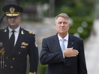 ceremonia de depunere de coroane de flori de la Mormântul Ostașului Necunoscut, cu ocazia Zilei Eroilor <br/> Foto: Laurențiu Turoi