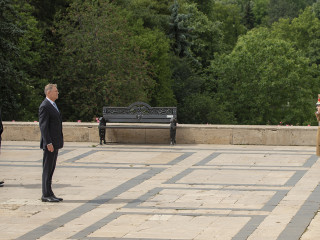 ceremonia de depunere de coroane de flori de la Mormântul Ostașului Necunoscut, cu ocazia Zilei Eroilor <br/> Foto: Laurențiu Turoi