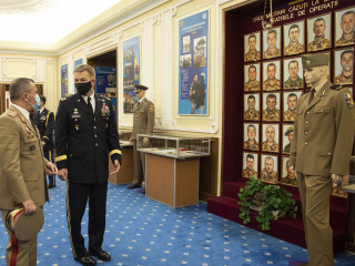 Vizita în România a șefului Forțelor Terestre American Foto:Turoi Laurențiu