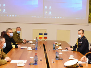 Întâlnirea șefului Statului Major al Apărării cu comandantul Flotei Franceze din Marea Mediterană Foto:Alexandru Badea