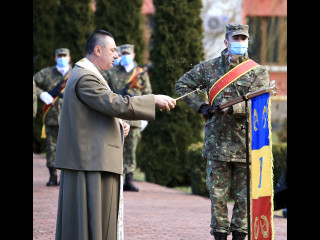 Înmânarea Drapelului de Luptă Batalionului 400 Sprijin „Feleacu” Foto:Laurențiu Turoi