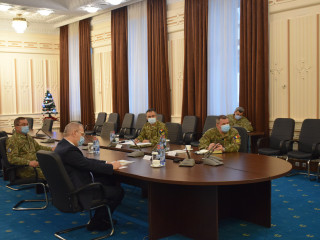 Videoconferință a conducerii MApN cu echipele de comandă ale detașamentelor aflate în misiuni externe Foto:Costel Pătrașcu