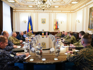 Întâlnirea conducerii MApN cu comandantul Marinei Militare a SUA Foto:Laurențiu Turoi