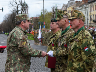 Ceremonie dedicată împlinirii a 25 de ani de la înființarea Batalionului Mixt de Menținere a Păcii Foto:Alexandru Badea