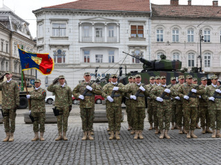 Ceremonie dedicată împlinirii a 25 de ani de la înființarea Batalionului Mixt de Menținere a Păcii Foto:Alexandru Badea