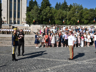 Festivitate de absolvire la Universitatea Națională de Apărare  Foto:Costel Pătrașcu