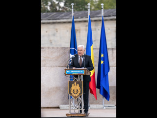 Ziua Armatei României, la Mormântul Ostașului Necunoscut  Foto:Laurențiu Turoi 