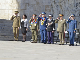Ziua Armatei României, la Monumentul Eroilor Patriei din cel de-Al Doilea Război Mondial Foto:Costel Pătrașcu