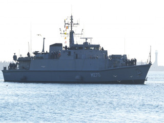 Sosirea vânătorului de mine M 270 „Sublocotenent Ion Ghiculescu” în portul militar Constanța Foto:Costel Pătrașcu